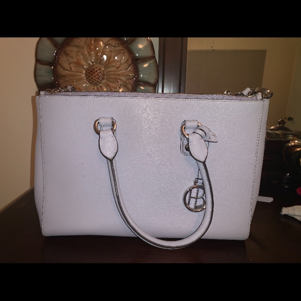 Henri Bendel purse